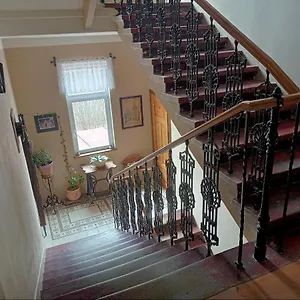 https://villa-rosenberg.marianskelaznehotels.net